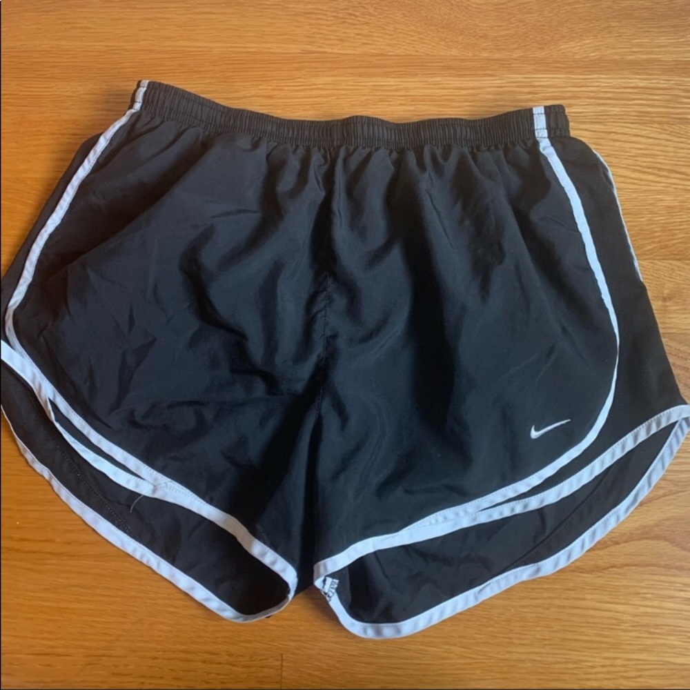 NIKE Tempo Running/Athletic Shorts